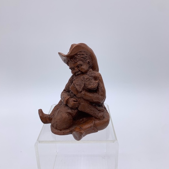 Vintage Red Mill Western Style Sitting Cowboy Loving His Dog Figurine #CB 441 - Picture 1 of 10